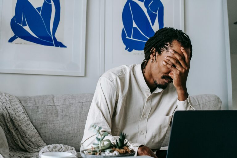 Small business coach helping a founder avoid common operational mistakes and improve business efficiency